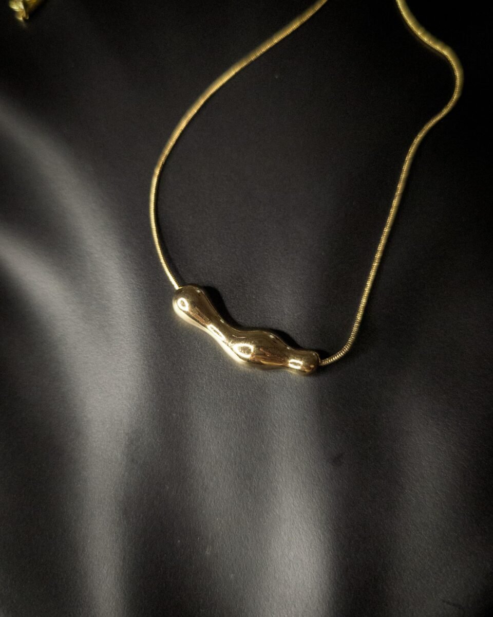 Minimalist Abstract Bar Pendant Necklace - Anti Tarnish Gold Plated Elegance