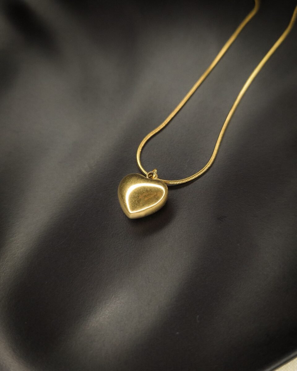 Heart Shaped Anti Tarnish Pendant Necklace – Premium Stainless Steel