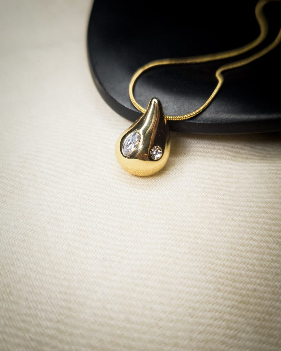 Shop teardrop CZ necklaces from Haimee. Made from gold plated, anti tarnish, hypoallergenic stainless steel, these unique necklaces offer everyday elegance.