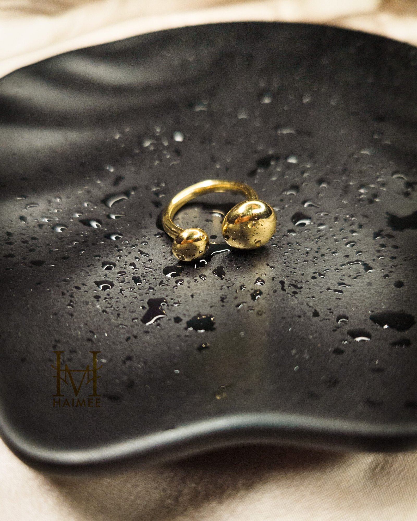 {"remix_data":[],"remix_entry_point":"challenges","source_tags":[],"origin":"unknown","total_draw_time":0,"total_draw_actions":0,"layers_used":0,"brushes_used":0,"photos_added":0,"total_editor_actions":{},"tools_used":{},"is_sticker":false,"edited_since_last_sticker_save":false,"containsFTESticker":false}